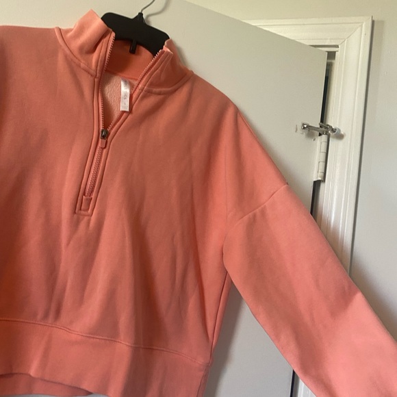 Fabletics Caterina mock neck half zip coral pullover size S - Picture 4 of 9